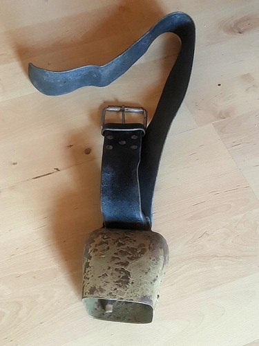 Antike alm kuhglocke mit - antike, alm-kuhglocke
