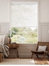 KUNSTHOLZ 50 MM JALOUSIEN