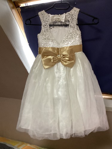 Wunderschönes mädchen kleid - mädchen,