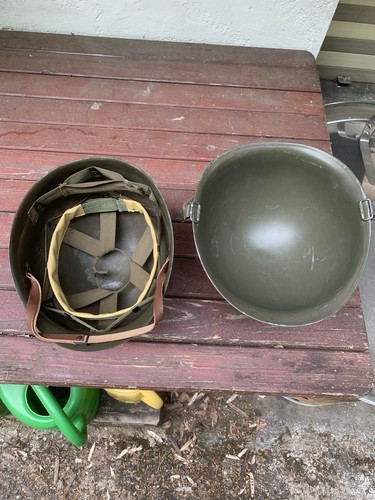 Stahlhelm mit - us,