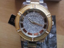 Neue Guess-Armbanduhr mit