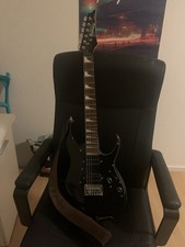 Ibanez E-Gitarre 2/3