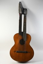 C25U76- Ältere Kontragitarre in Tasche