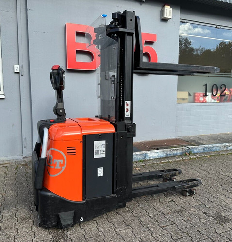 Stapler hochhubwagen toyota - stapler,