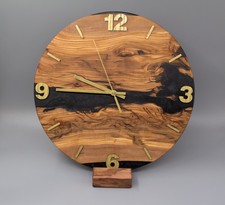 Handgefertigte Olivenholz Wanduhr Schwarzes Epoxidharz Gold 33 5cm Deko NEU