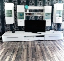 Moderne Wohnwand Hochglanz weiss / mit LED 