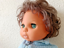 Lockenkopf Puppe Schlafaugen Kinder Spielzeug DDR 70er Baby Strampler Mode Doll 
