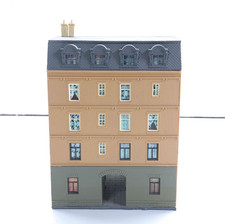 Pola H0 Stadthaus, gebaut