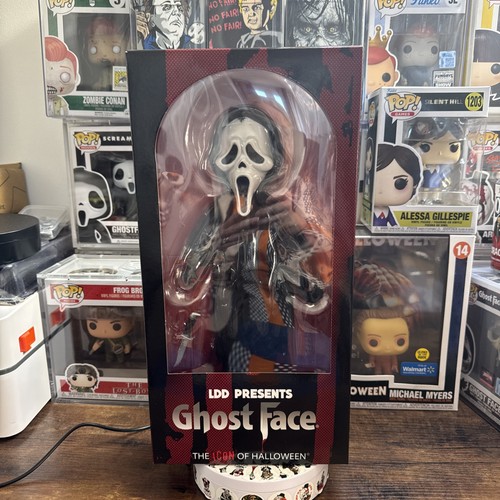 Living dead dolls presents - living,
