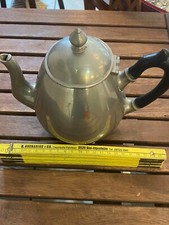 formschöne Kanne / Teekanne / Kaffeekanne Metall mit Holzgriff ~1910 -ag303