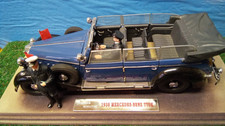 Signature Models 1:18 Mercedes Benz 1938 Sammlung Figuren