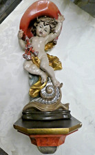 Kardiinals-Engel Holz handgeschnitzt -  farbig gefasst.  vergoldet mit rotem Hut