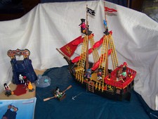 Playmobil Piratenschiff 4424, kleines Boot, Schatzversteck