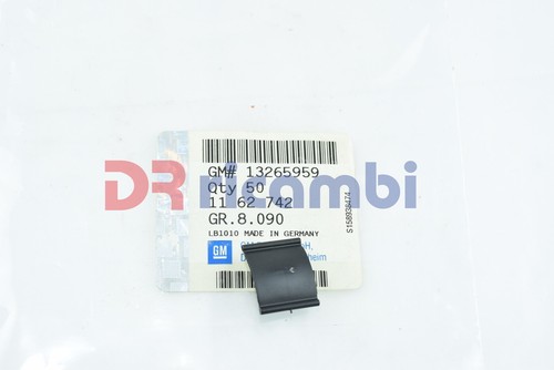 Clamp plug insulator hood