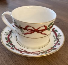 Teetasse Holly Ribbons von