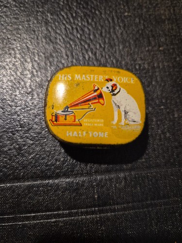 His masters voice half - his,