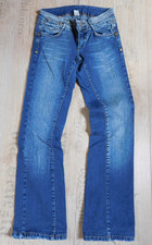 blaue schöne Mädchen Jeans