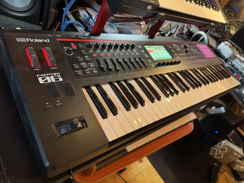 Roland fantom keyboard - fantom,