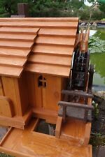 Wassermühle aus Kiefernholz