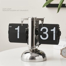 Flip Schreibtischuhr Retro