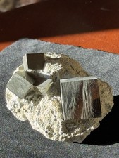 Pyrit-Kristalle Massivwürfel