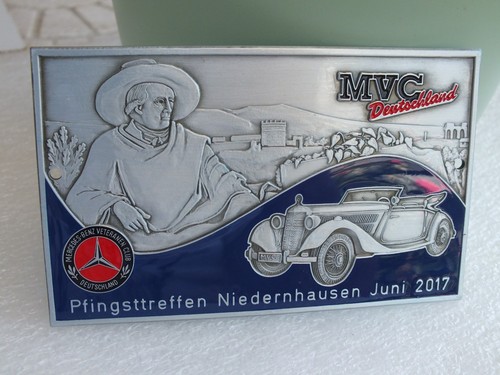 Plakette des mercedes benz - mercedes,