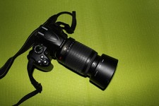 nikon d3000 Kamera mit Zusatz