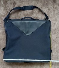 BMW Kleidersack, Business