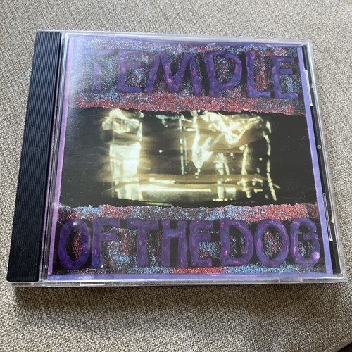 Temple the dog self - dog,