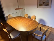 Dyrlund - Teakholz Tisch mit 2