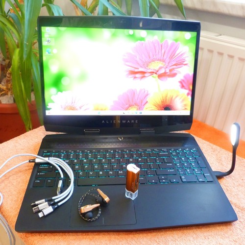 Alienware m15 zoll matt - zoll,