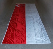 Flagge Fahne Singapur Hochformat 400x150 cm Karabiner, Hohlsaum  Auslegerstange