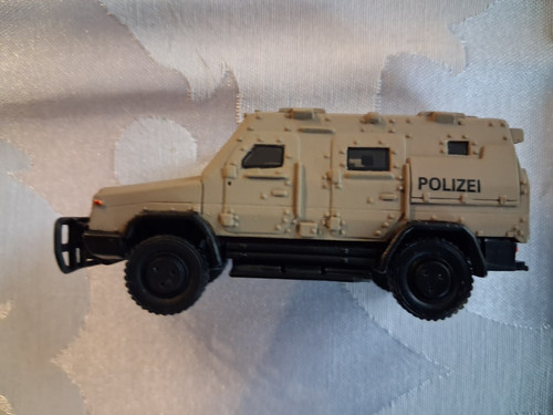 Bos rheinmetall survivor - 1/87,