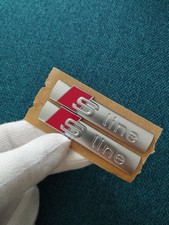 2x S-Line Emblem Logo Kotflügel Silber Glänzend Sline Audi A3 A4 A5 A6 A7 A8