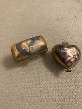 2 Alte Pillendose Porzelan