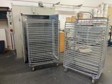 Trockenschrank mit 3 Horden Wagen von KELLER IHNE & TESCH KG