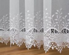 Gardine nach Maß aus