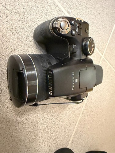 Fujifilm finepix s4400 - fujifilm,