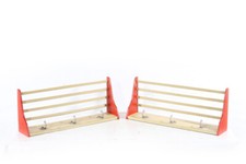 Alte Hutablage mit Hakenleiste Holz Kult Retro Garderobe Holzleiste mit Haken