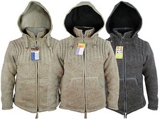 Handgestrickte winterjacke - handgestrickte,