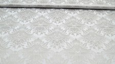 Jacquard in silber weiß
