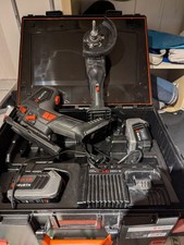 Akku Stichsäge , Akku Winkelschleifer , Akku Staubsauger, 2Akkus , Ladegerät