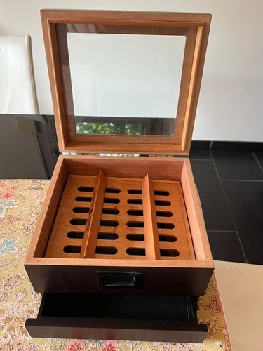 Humidor