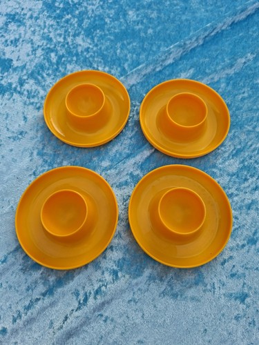 Eierbecher plastik gelb 10 - eierbecher,