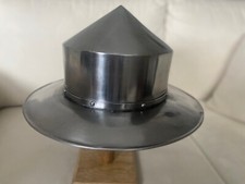 Eisenhut Stadtwachenhelm neu und ungetragen aus der Ausstellungsvitrine