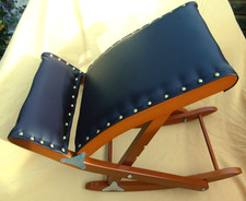 Fußwippe Fußbank Fußschaukel  Holz aufgepolstert