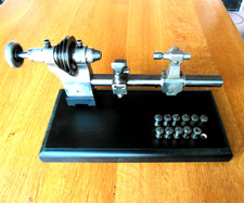 Uhrmacherdrehbank  Boley? mit  Spannzangen und Halter  - siehe Fotos