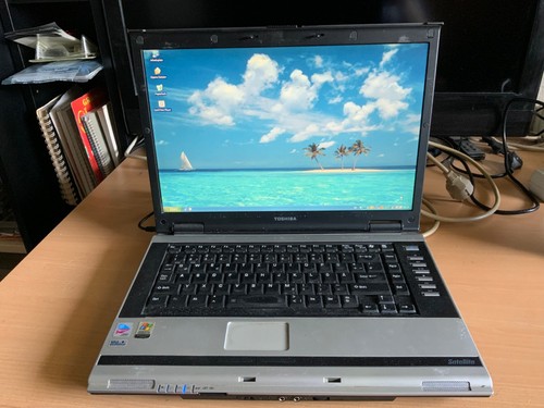 Laptop toshiba satellite - laptop,