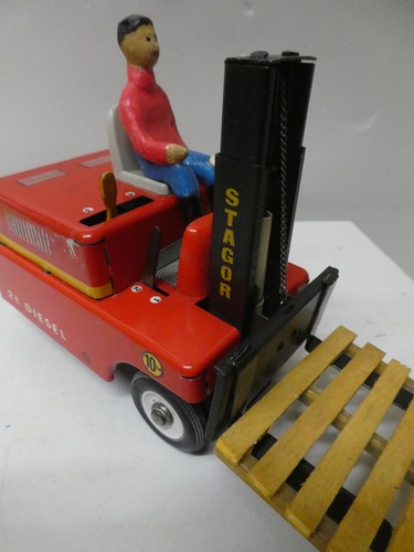 Ddr stagor gabelstapler t - 2,