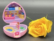1993 vintage Polly Pocket